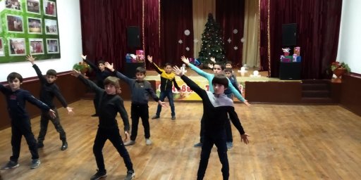 Репетиции   новогоднего концерта идут в ДК с.п. Алхасты