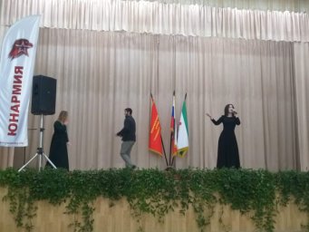 Коллектив  РДК Сунженого района провел праздничный концерт