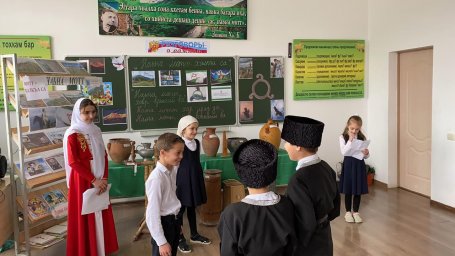 Творческие коллективы Алкунского Дома культуры стали гостями местной школы