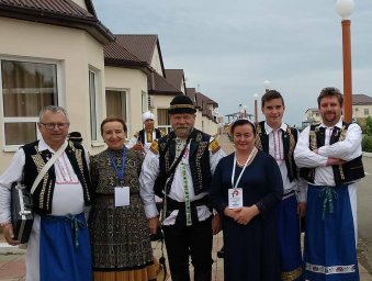 Делегация Ингушетии принимает участие в фестивале "Горцы"