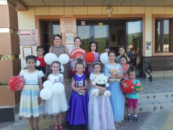 ​В одном из отдаленных ингушских сёл прошел концерт, посвященный Дню семьи, любви и верности