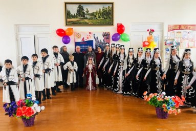 В ДК с.п. Троицкое отметили День народного единства