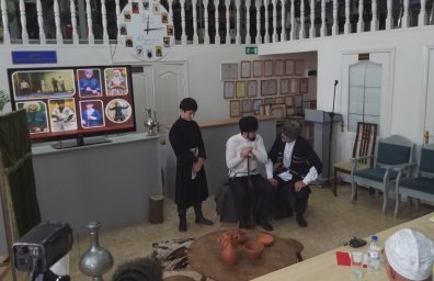Участники драмкружка Сунженского РДК выступили на вечере памяти Заурбека  Мальсагова