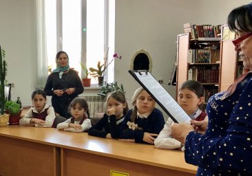 В ДК с.п. Инарки прошел литературно- правовой час «Конституция – основной гарант государственности».