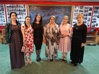 Работники КДЦ г. Малгобек  побывали на экскурсии в музее