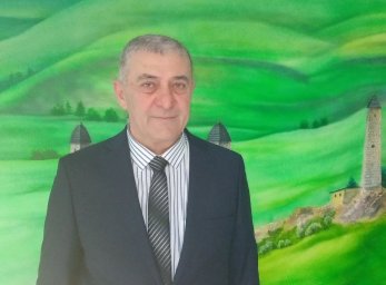 "Вы - настоящий пример преданности своему делу..." "Вы - настоящий пример преданности своему делу..."