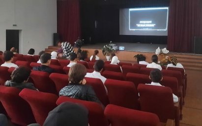 Кинофестиваль "Золотая башня"  пришел в ДК с.п. Вежарий