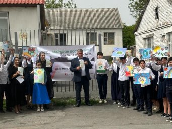 ​Уличную акцию «Дети против терроризма» провели в Яндаре