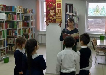 В Доме культуры сельского поселения Новый Редант проходит книжная выставка «Великая Победа в памяти, сердцах и книгах»