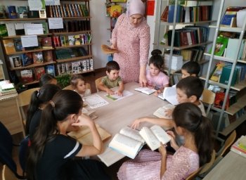 Беседа о вредоносном влиянии наркотиков в ДК с.п. Долаково