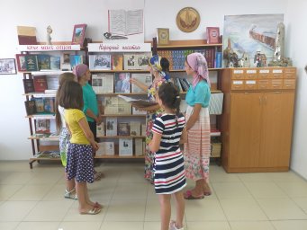 В Доме культуры с.п.Новый Редант прошел литературный час,посвященный Народному писателю Ахмету Бокову.