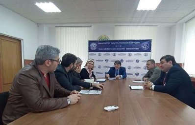 Директор РДНТ Ильяс Евлоев принял участие в заседании Художественного совета