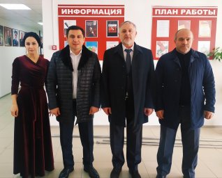 В ДК с.п. Зязиков- Юрт  прошла конференция единороссов Малгобекского района