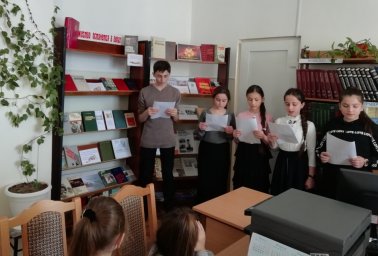 В рамках акции "Блокадный хлеб" в ДК с.п. Пседах прошел Час истории