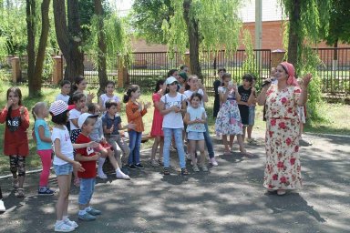 Концерты артистов КДЦ г. Малгобек в пришкольных лагерях города
