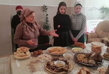 Вайнахская кухня -одна из древнейших кухонь Северного Кавказа.