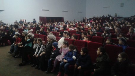Цирк "Арт-вояж" выступил в ДК Нестеровское.