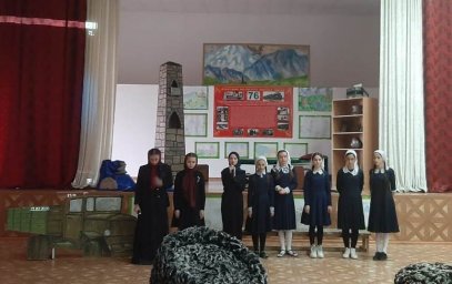 В ДК с.п. Алхасты прошло памятное мероприятие "И временем не вылечить той боли"