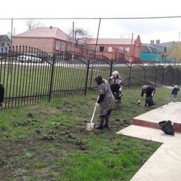 Субботник в ДК с.п. Инарки