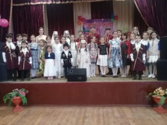 Отчетный концерт творческих коллективов ДК с.п.Алхасты