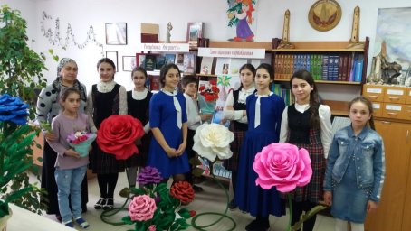 В Доме культуры с.п. Новый Редант организовали литературно-музыкальную композицию