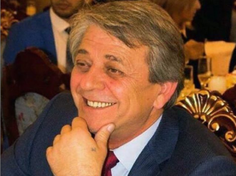 Поздравляем с Днем рождения  директора ТЮЗа Мусу Хадзиева