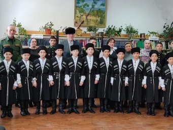 Султан Мерешков в гостях у кадетов