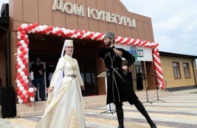 Для жителей с.п. Вежарий-Юрт ДК стал настоящим центром развития и просвещения