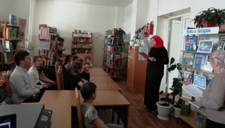 ​Познавательный час ко Дню космонавтики России в  СДК с.п.Пседах.