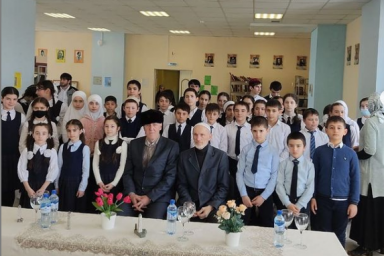 С.А. Мерешков   принимает участие в декаде родного языка