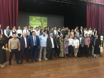 ​Мастер-класс известного ингушского художника прошел в Доме культуры сельского поселения Средние Ачалуки