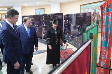 ​Войлочные ковры Ингушетии истинги - на выставке в Администрации Главы Ингушетии