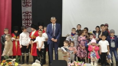 Новогодний концерт "Мелодии зимы" состоялся в ДК с.п. Сурхахи