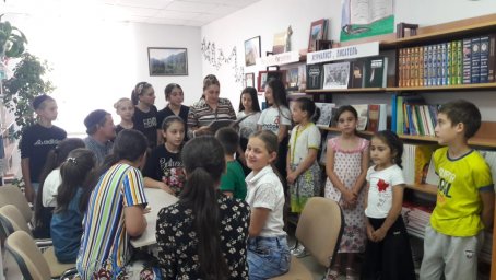 В ДК с.п. Новый Редант почтили память известного журналиста и писателя Мурата Картоева