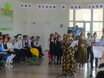 Работники культуры города Малгобека вошли в состав жюри школьного конкурса военно-патриотической песни
