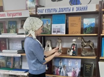 В библиотеке ДК с.п.Новый Редант состоялась стенд-выставка "Очаг культуры, доброты и знаний".