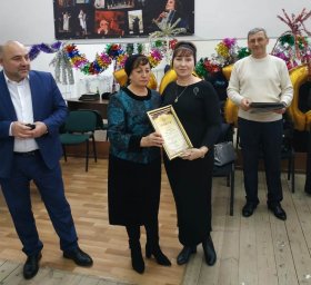 Глава Назрановского района поощрил работников КДУ Назрановского района