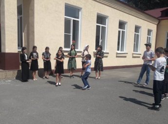 Ловзар в ДК с.п. Троицкое