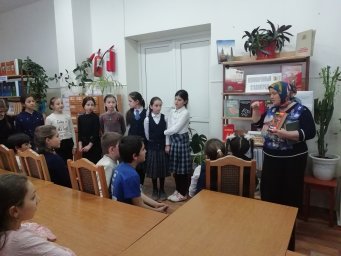 Мероприятие в  СД К с.п. Пседах ко Дню воинской славы России и  Дню разгрома советскими войсками  немецко – фашистских войск в Сталинградской битве