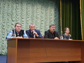 Алексей Булдаков   встретился с жителями города Сунжа