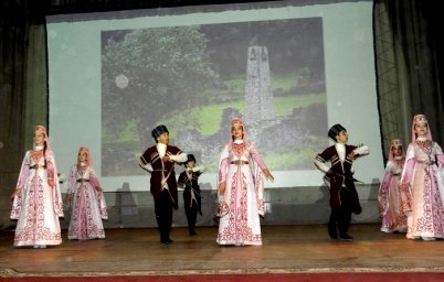 Ансамбль "Асса"  приглашает в свой коллектив