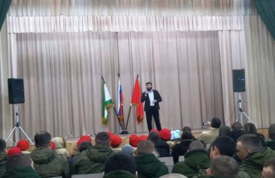 Выездной концерт солистов Сунженского РДК в военную часть