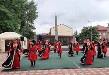 В Карабулаке отпраздновали День республики.