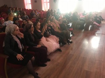 Праздничный концерт для  зрительниц ДК с.п. Кантышево