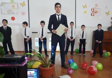 Коллектив ДК г. Карабулак  провел  праздничный концерт