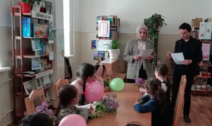 В ДК с.п Пседах состоялась беседа «История праздника 1 мая».