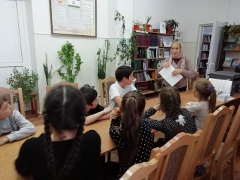 В СДК с.п. Пседах провели профилактическую беседу «Терроризм – зло против человечества»