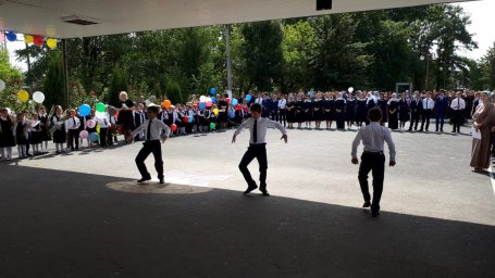 Воспитанники ДК г. Карабулак выступили на концерте в честь Дня знаний