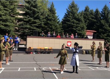 ​Юные танцоры выступили на «Зарнице» в Горском кадетском корпусе