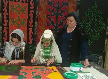 Наша коллега Зейнеп Дзарахова отмечает сегодня свой юбилей